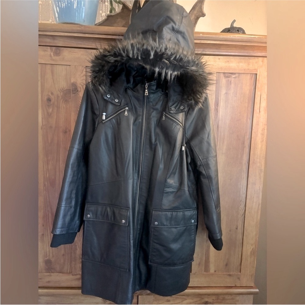 DANIER Genuine Leather Classy Thinsulate Lined Warm Coat w/Hood Women Size L/XL